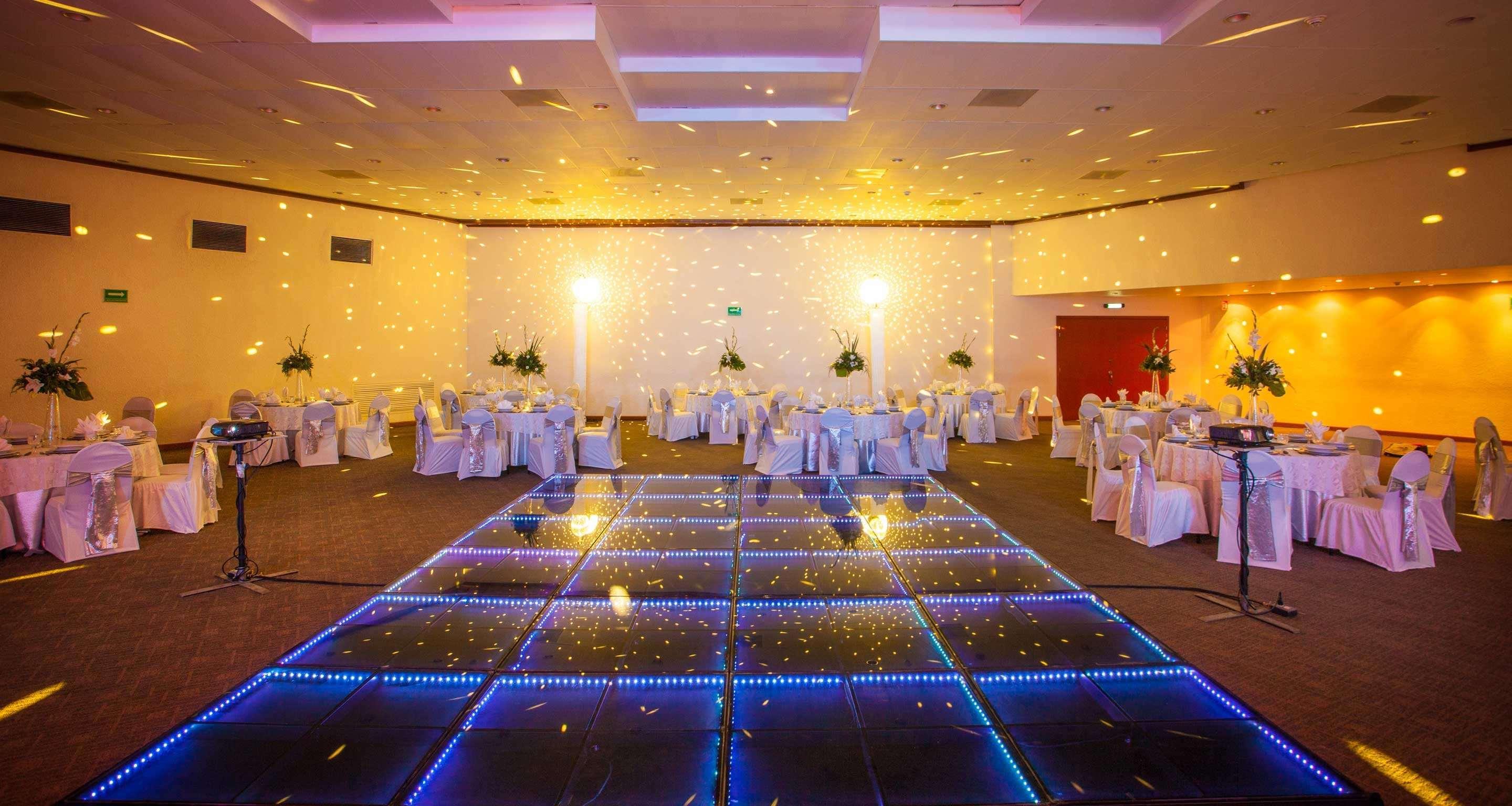 Grand Cantalagua Hotel Morelia, BW Signature Collection Экстерьер фото The ballroom at the Crowne Plaza Hotel, Dublin Airport