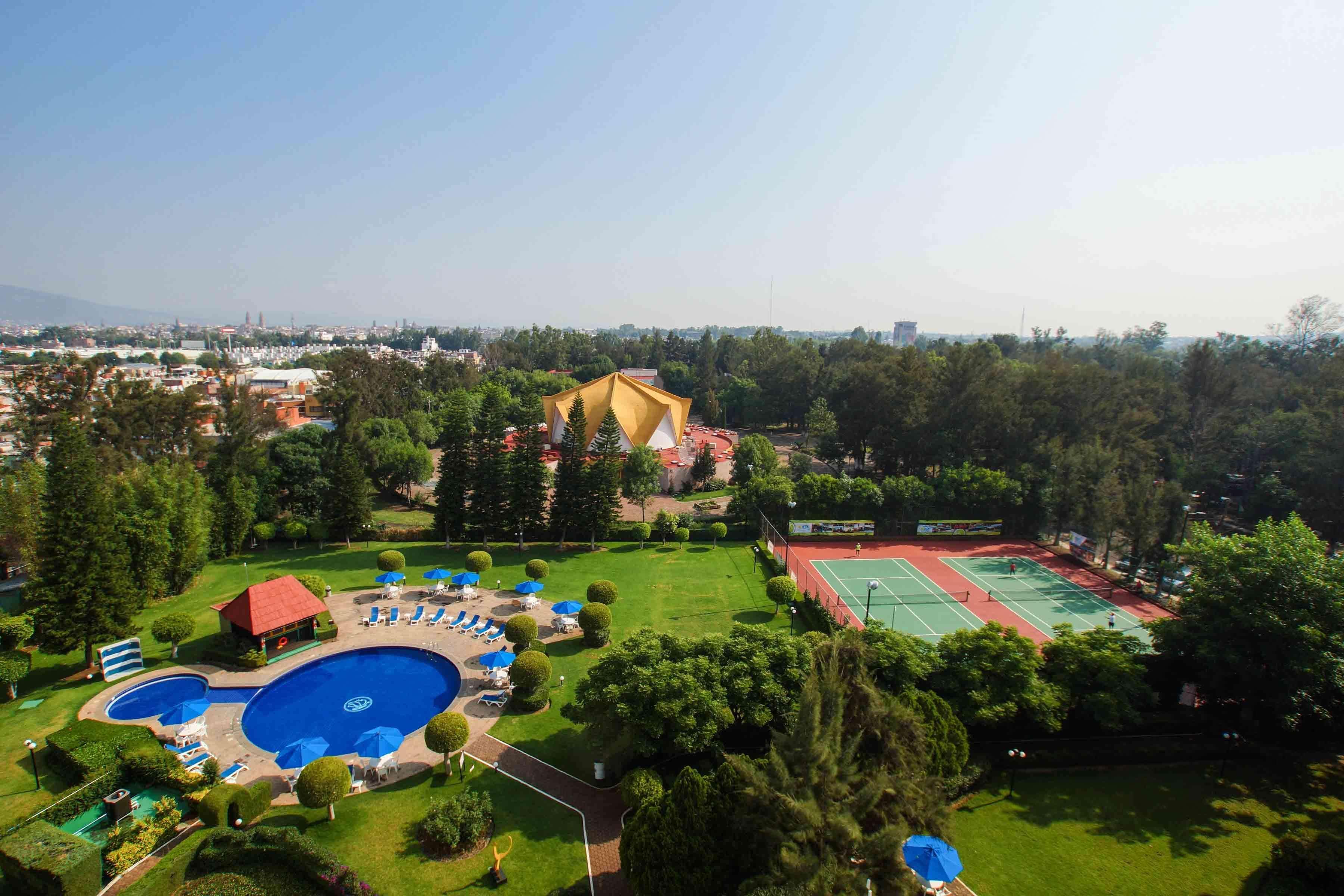 Grand Cantalagua Hotel Morelia, BW Signature Collection Экстерьер фото Club de las Lomas
